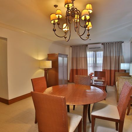 Crown Regency Suites Mactan Lapu-Lapu City Zewnętrze zdjęcie