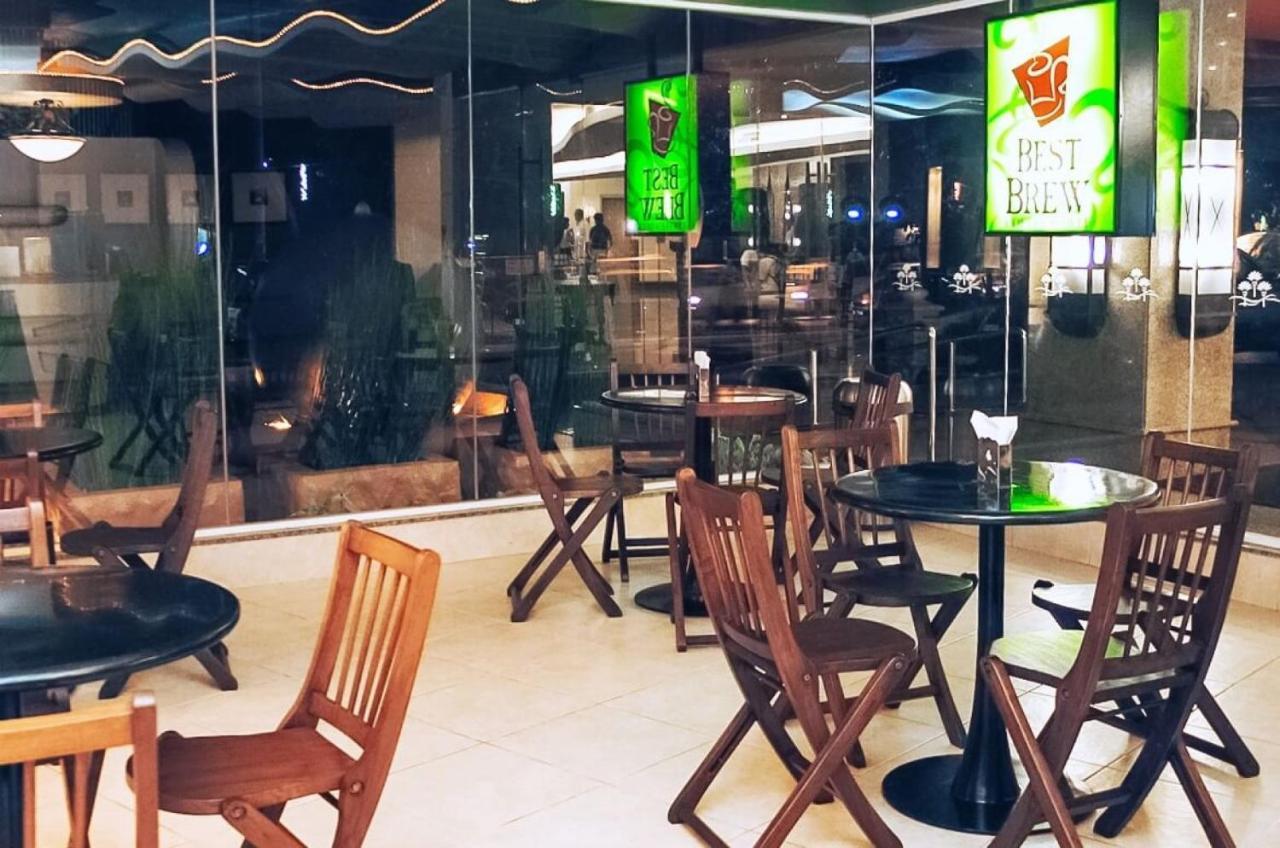 Crown Regency Suites Mactan Lapu-Lapu City Zewnętrze zdjęcie