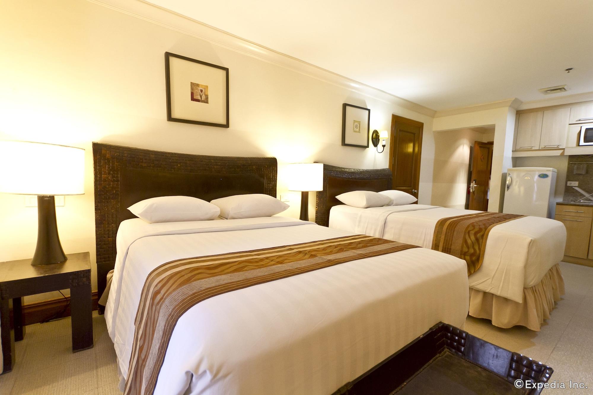 Crown Regency Suites Mactan Lapu-Lapu City Zewnętrze zdjęcie