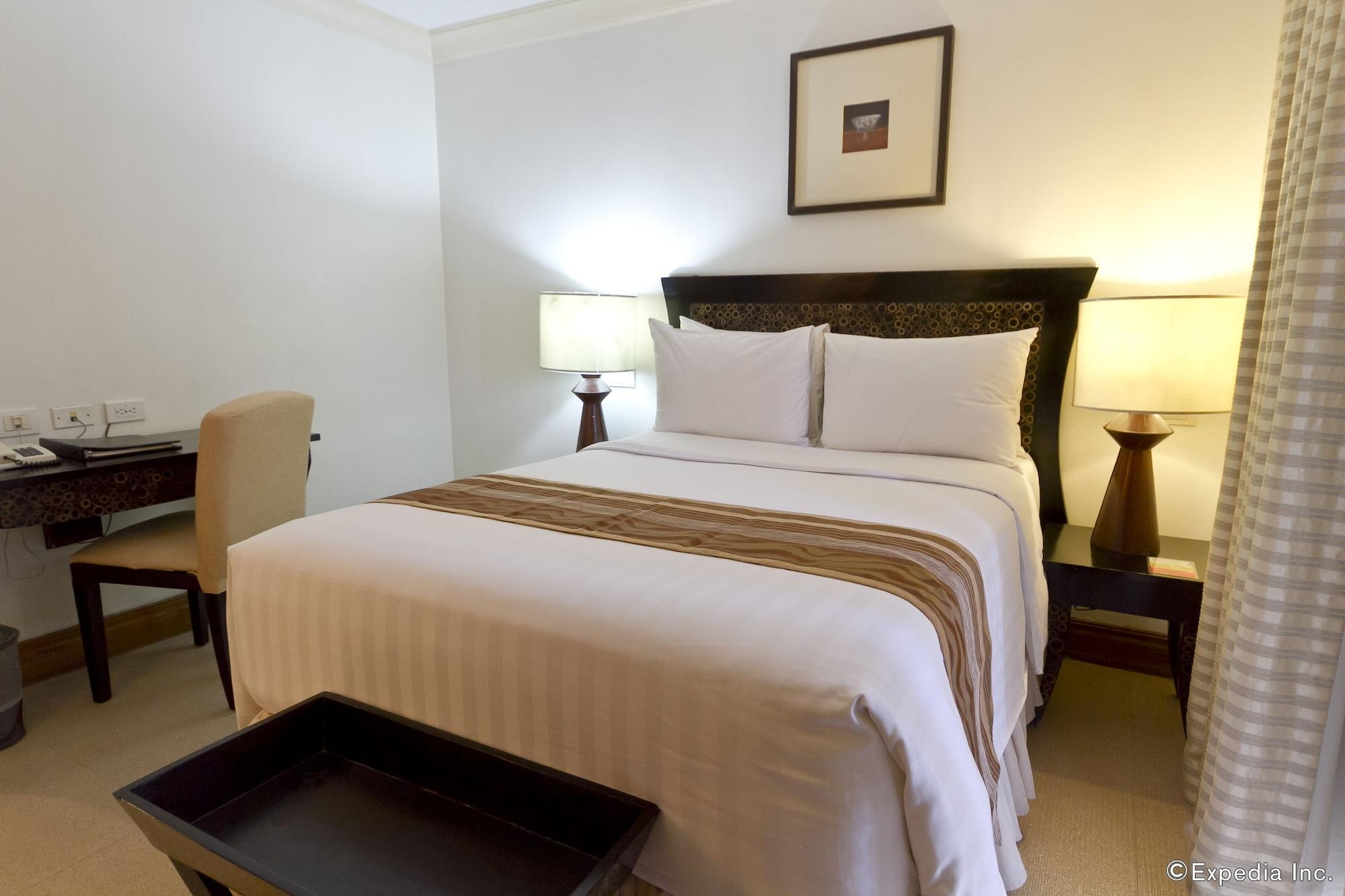 Crown Regency Suites Mactan Lapu-Lapu City Zewnętrze zdjęcie